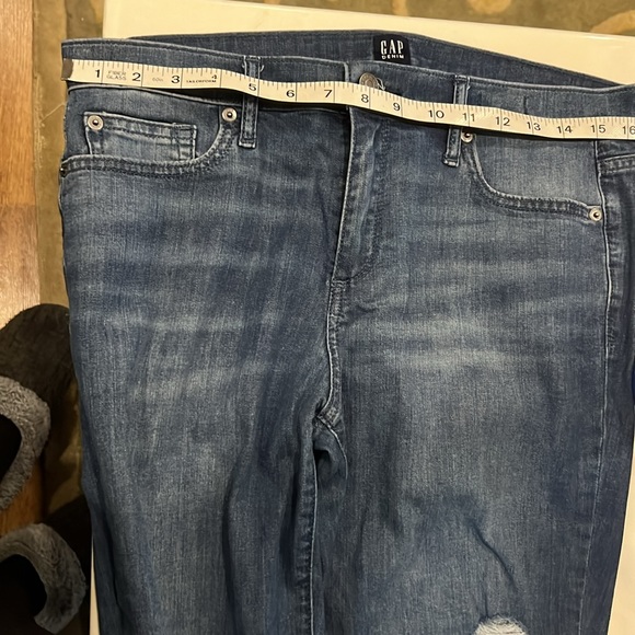 GAP true light mid rise skinny jeans 👖 - Picture 9 of 10